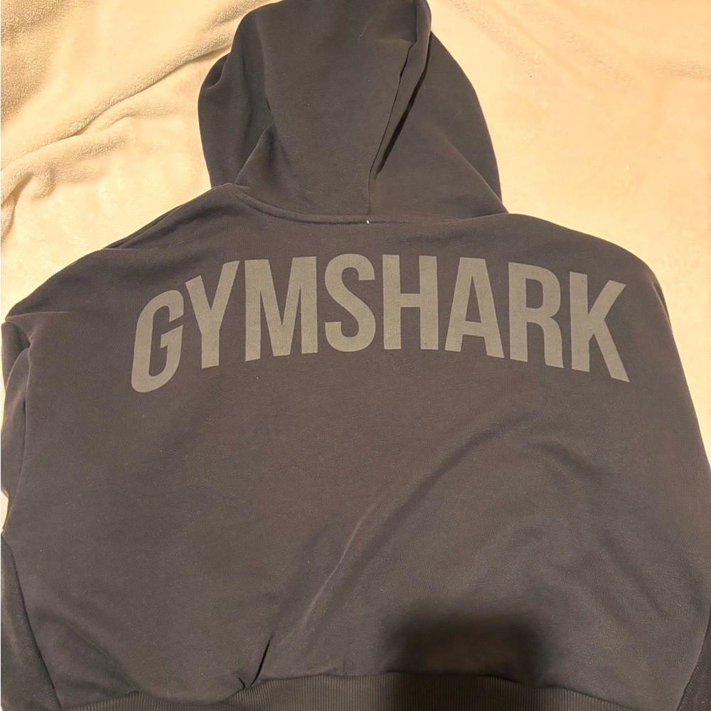 Gymshark cropped hoodie - Picture 2 of 3